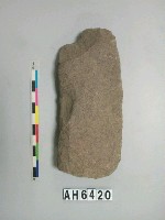 藏品(打製石斧)的圖片